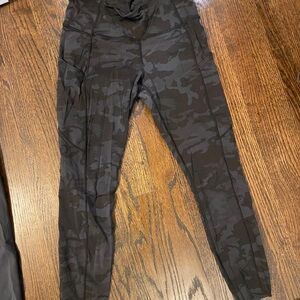 Lululemon align leggings in cami. Only worn a couple of times